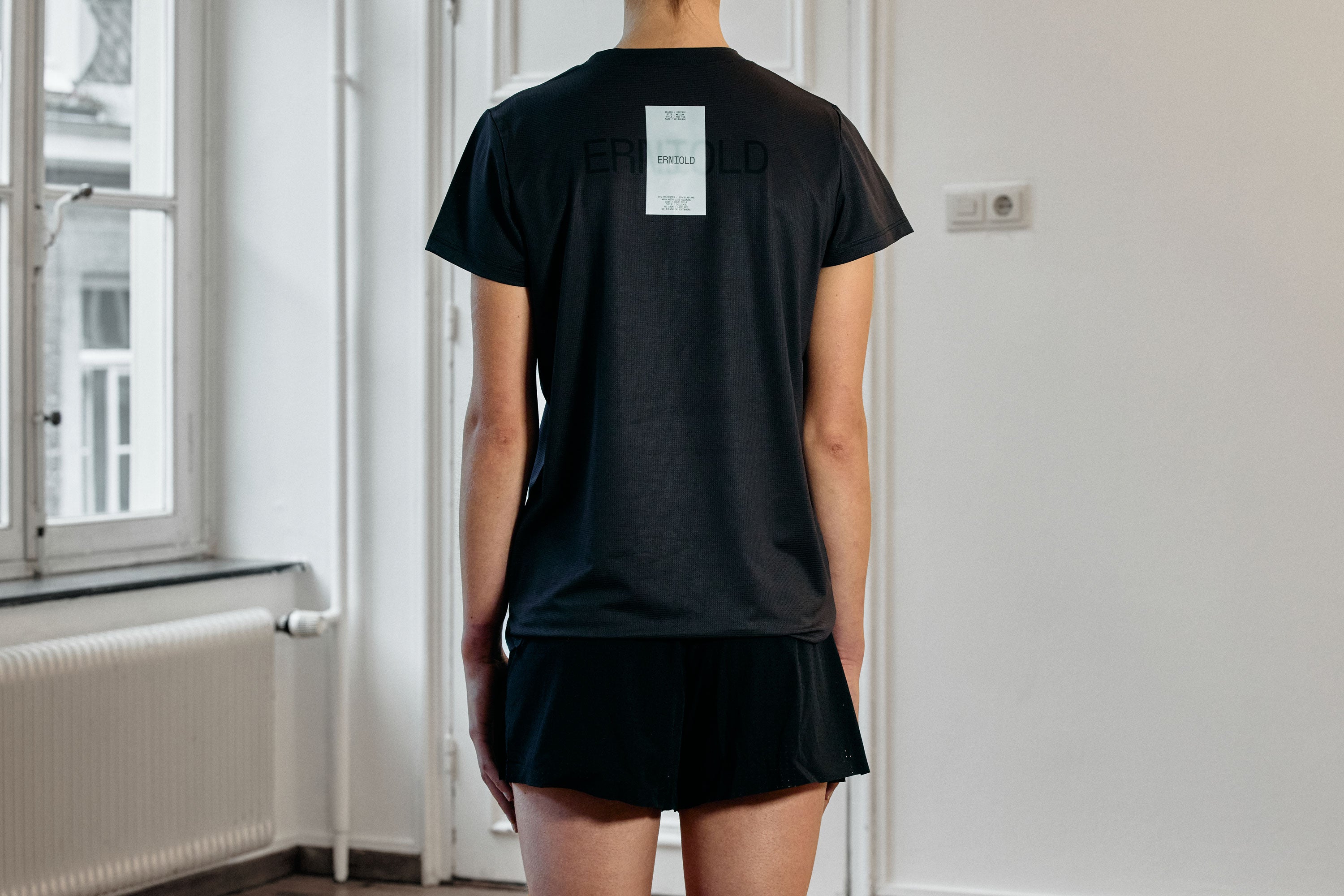 Women's MELBOURNE Run Tee / Washed Black