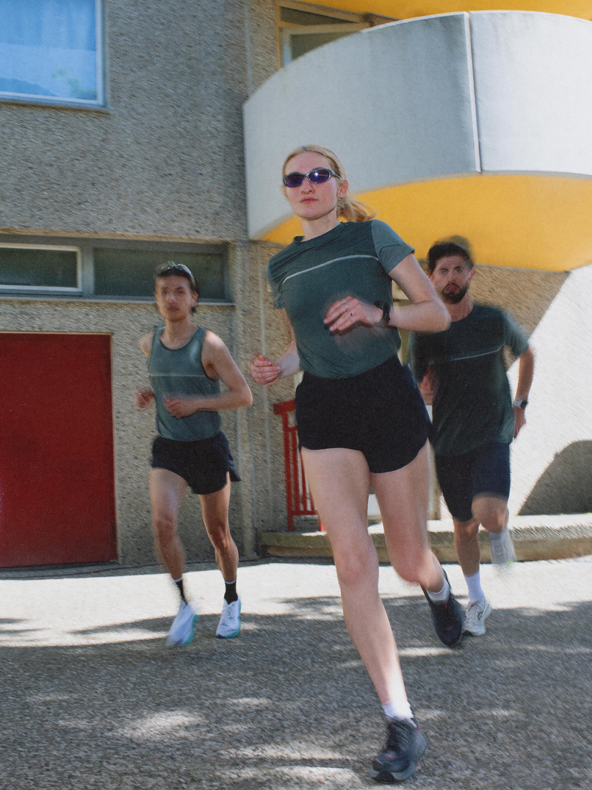 Run Tee / Dark Moss