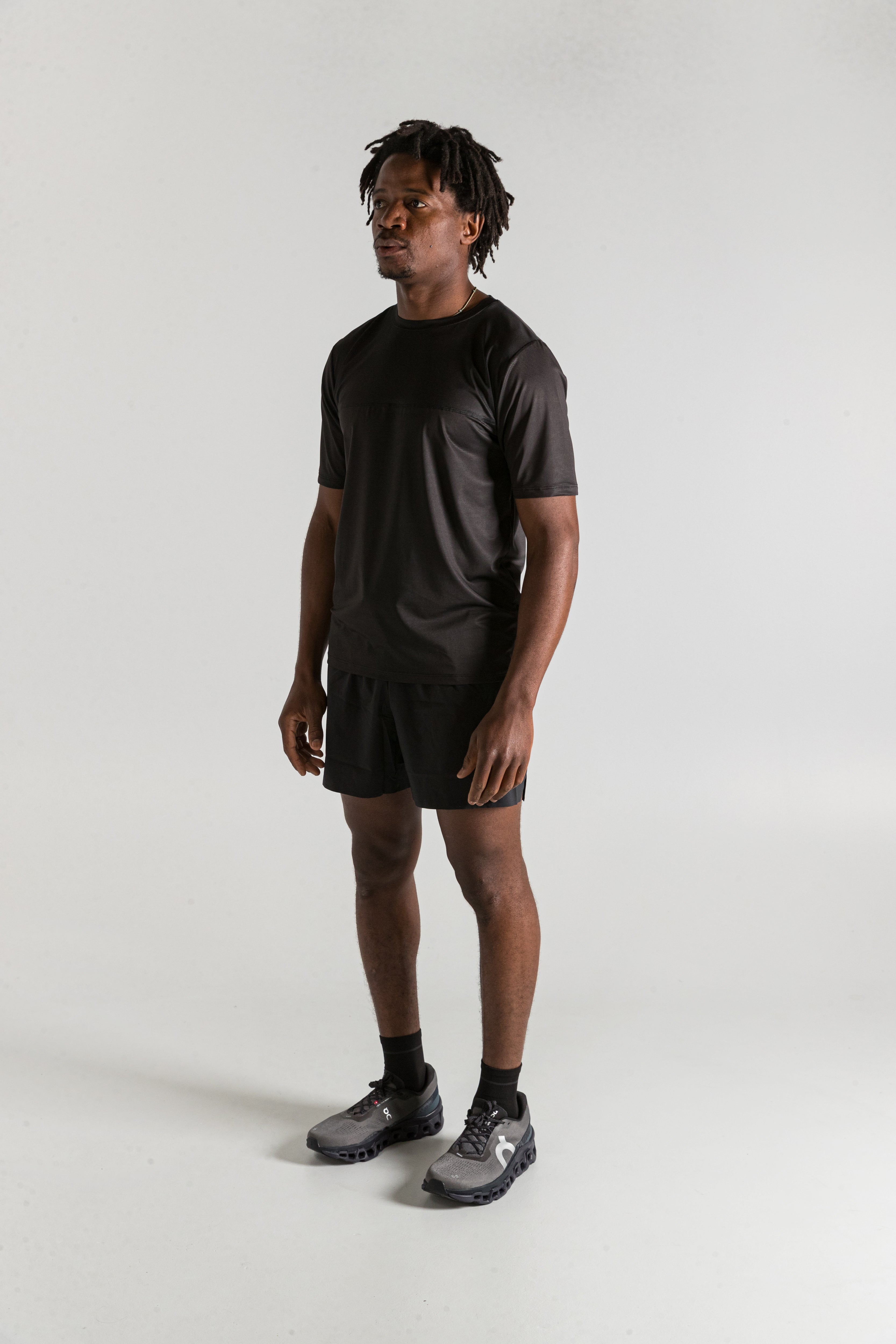 Run Tee / Washed Black