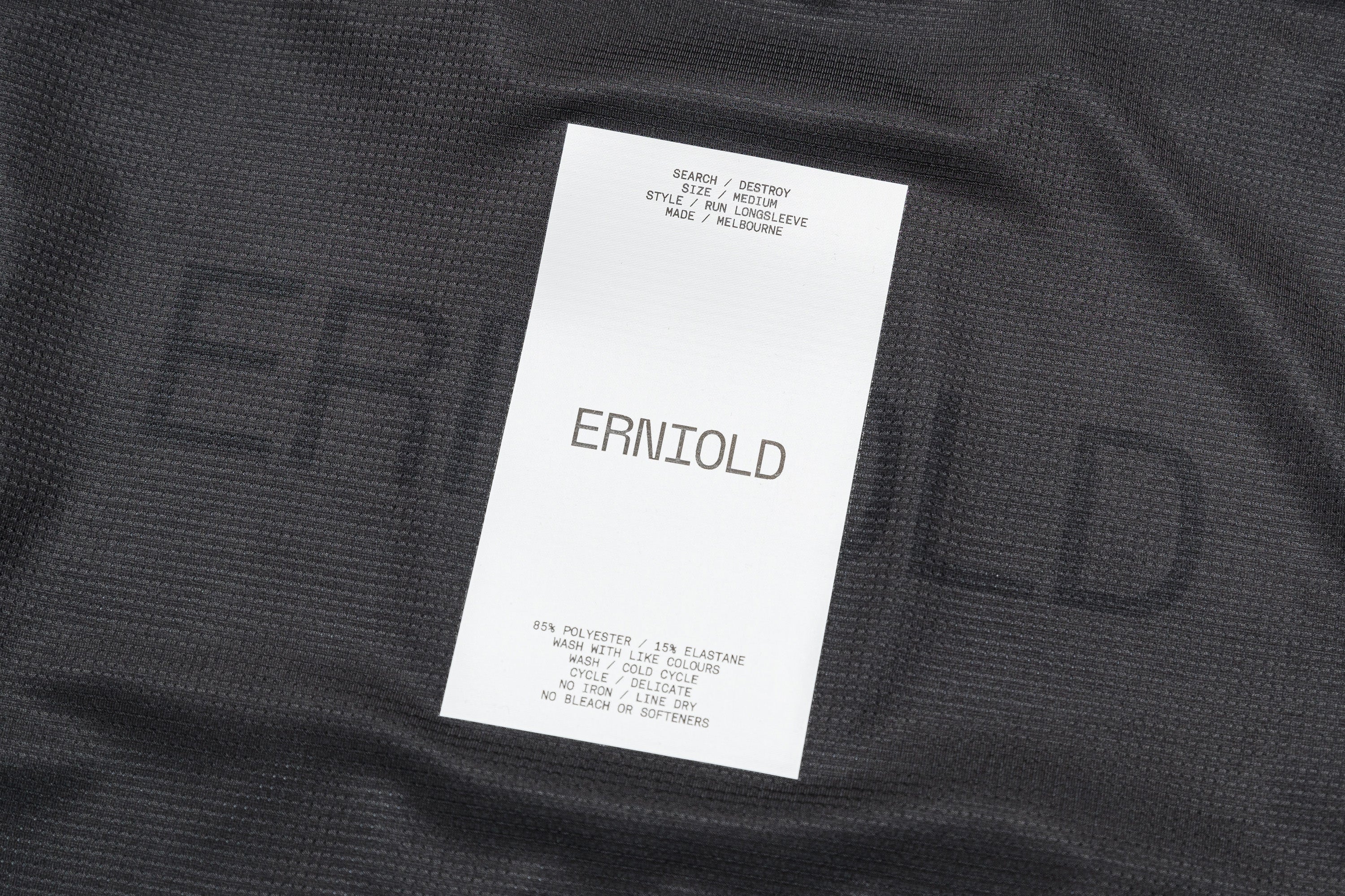 Run Longsleeve / Washed Black